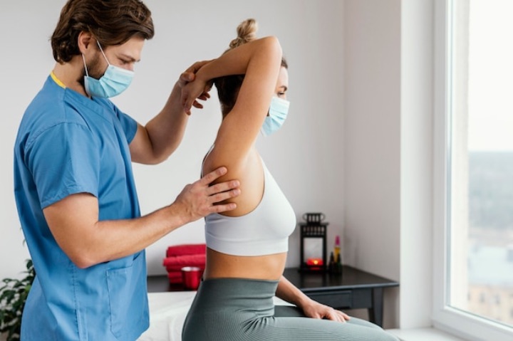dislocated shoulder can be treated with the help of physical therapy